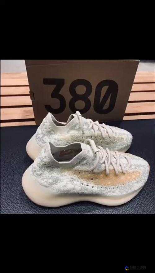 Yeezy-380 蜜桃粉和白色据传有剧本炒作背后真相